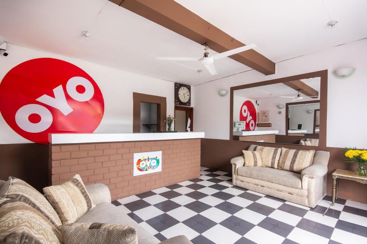 Oyo Hotel El Arabe, Ксалапа Екстериор снимка