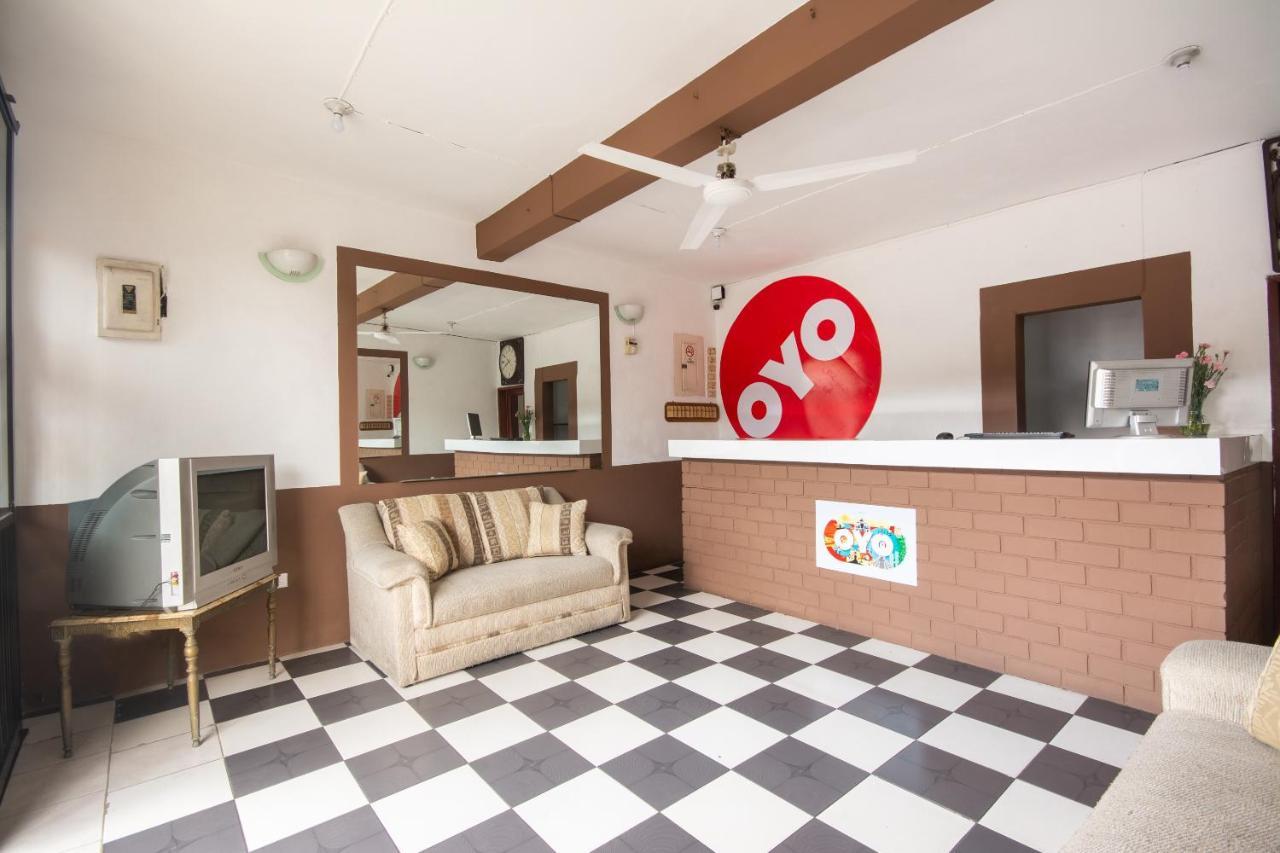 Oyo Hotel El Arabe, Ксалапа Екстериор снимка
