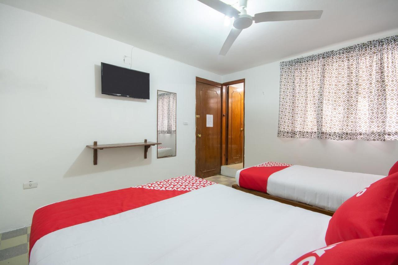 Oyo Hotel El Arabe, Ксалапа Екстериор снимка
