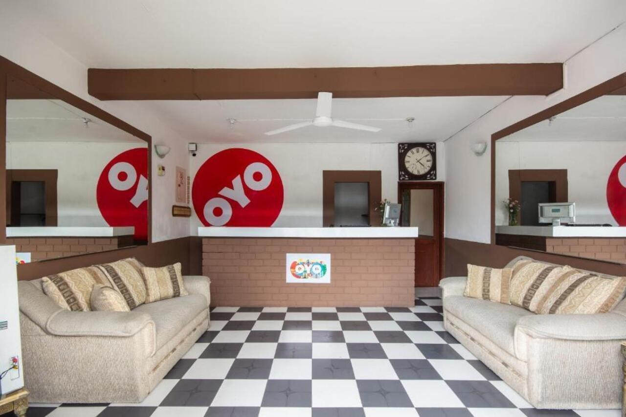 Oyo Hotel El Arabe, Ксалапа Екстериор снимка